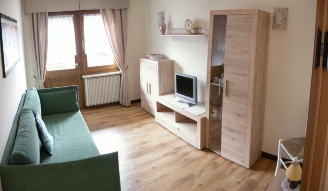 פאדולה Residence La Pineta מראה חיצוני תמונה