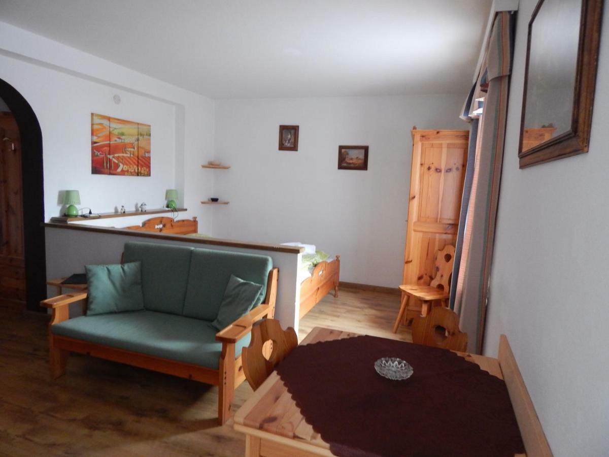 פאדולה Residence La Pineta מראה חיצוני תמונה