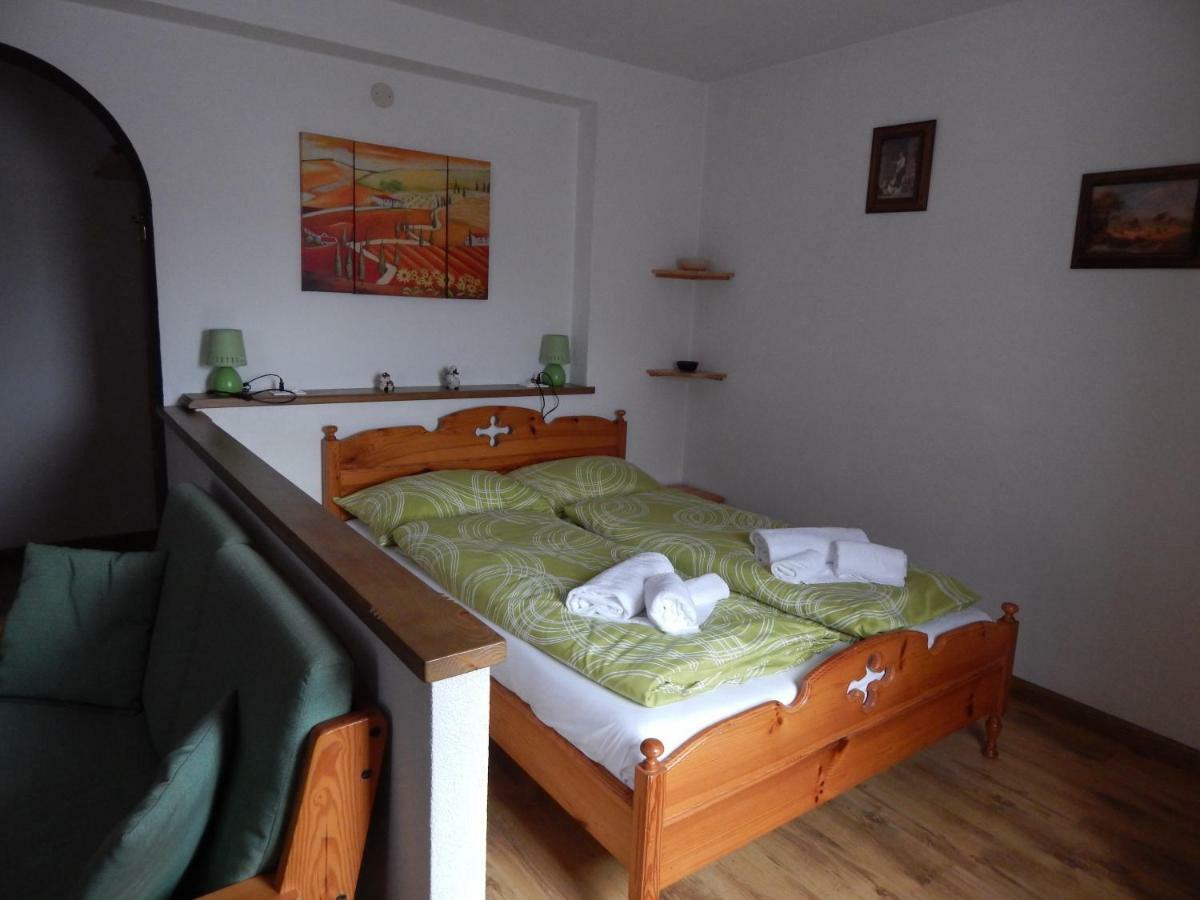 פאדולה Residence La Pineta מראה חיצוני תמונה