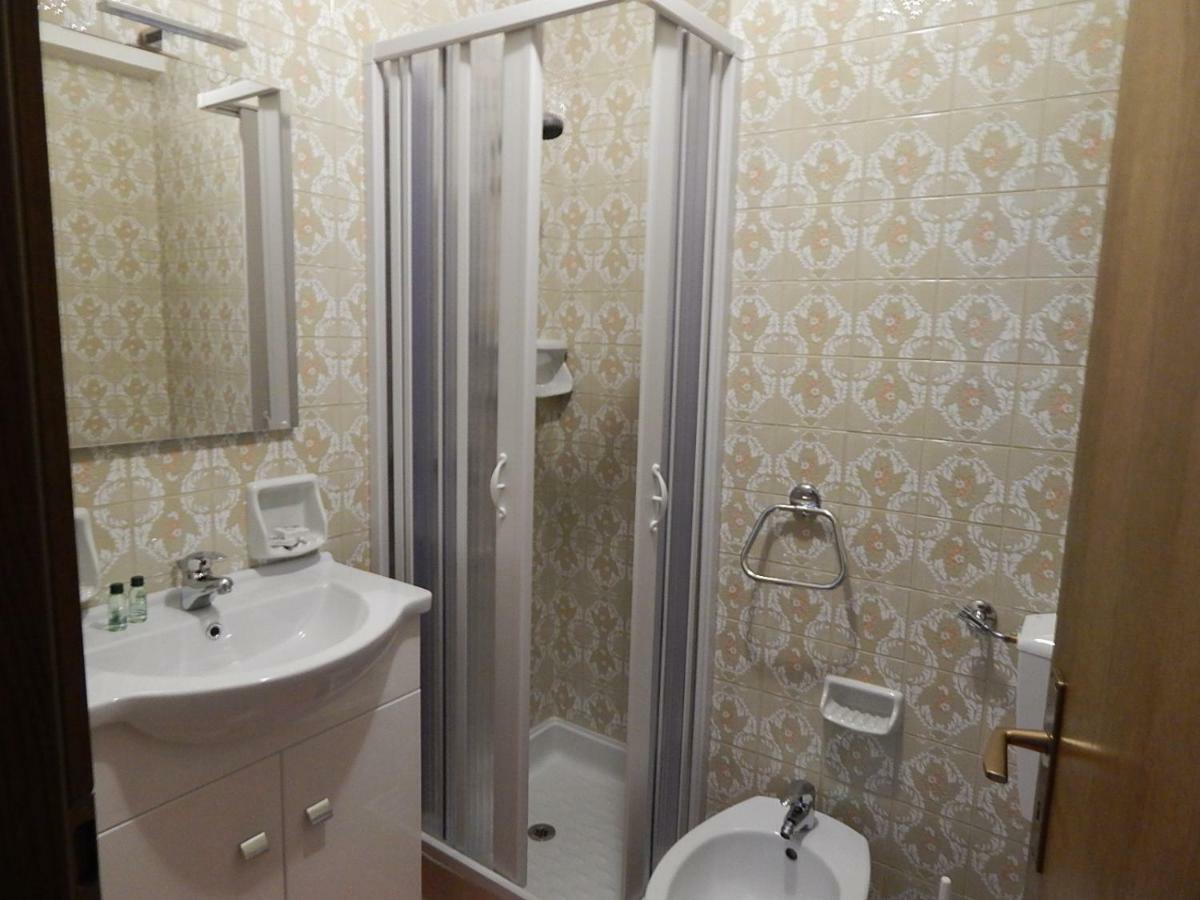 פאדולה Residence La Pineta מראה חיצוני תמונה
